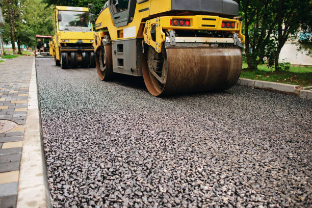 Best Driveway Paving Company  in Tutwiler, MS